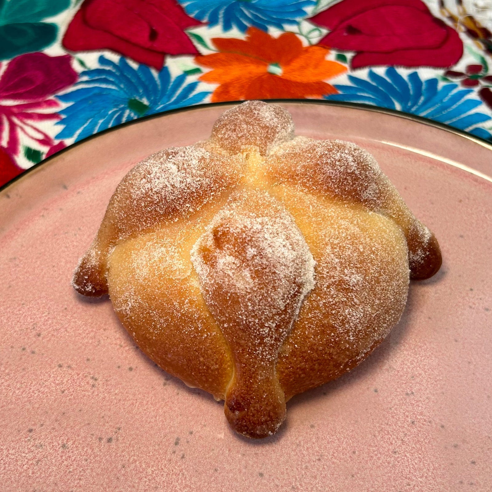 Pan de Muerto (Individual) - Minimum 5 per order