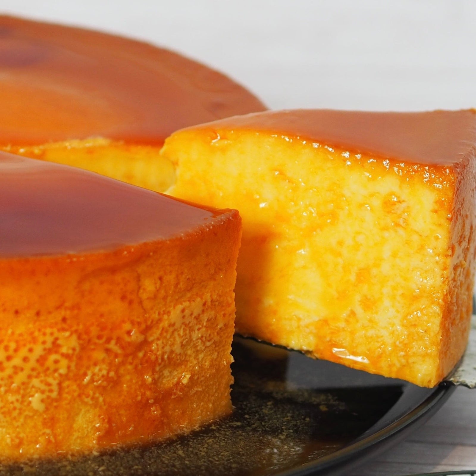 Flan ( 8 inch )